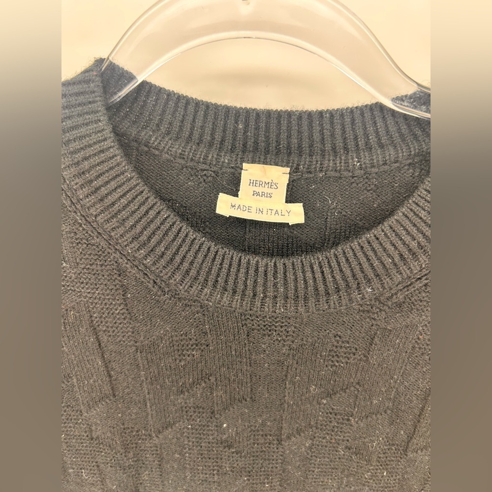 Hermes h long sleeve black 100% wool knit sweater detail H size 40 US 8 - Picture 2 of 8